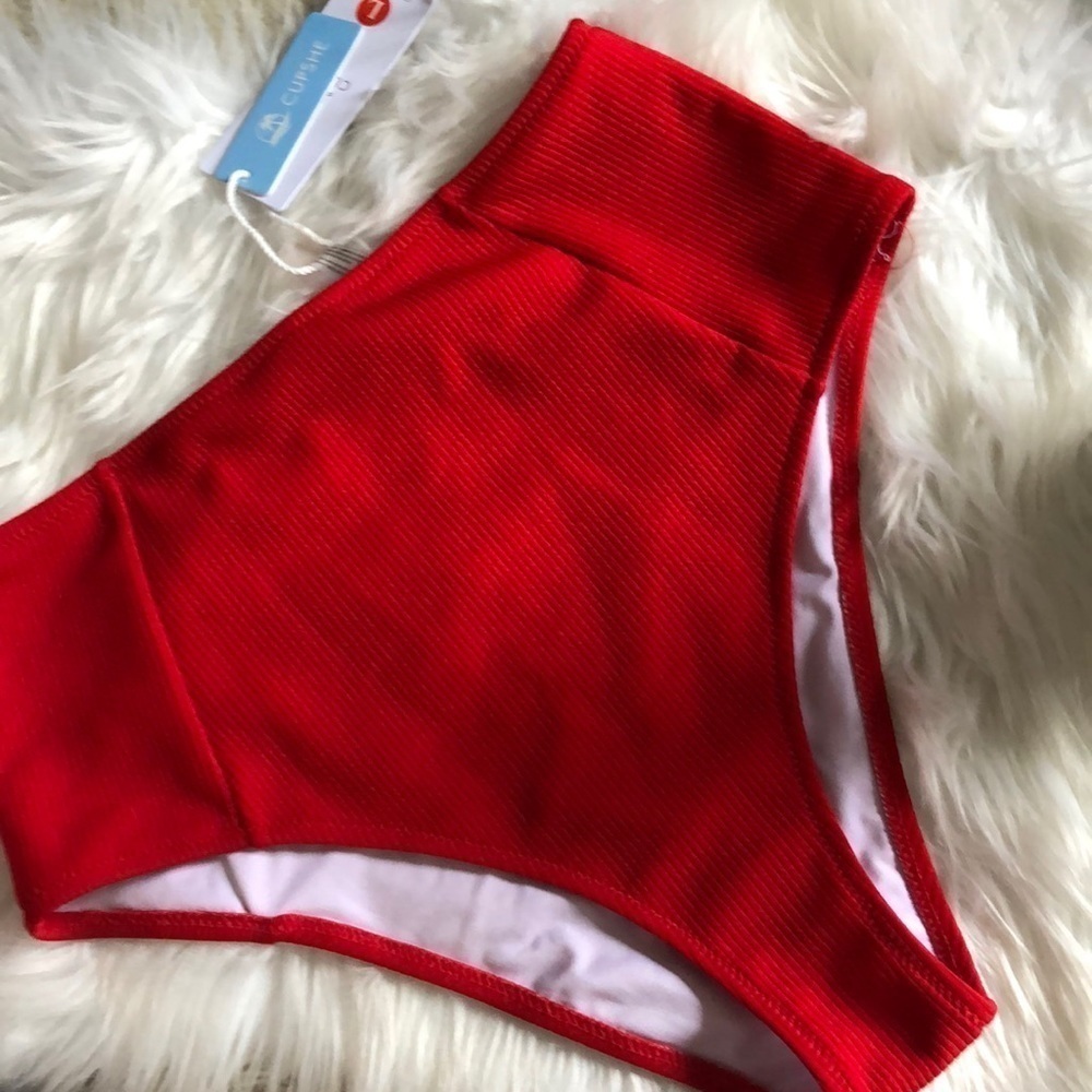 Cupshe bikini bottom with zipper red size large NWTS